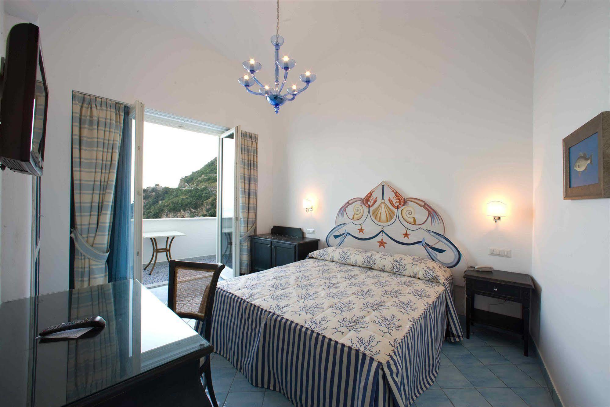 Palazzo Marzoli Charme Resort - Small Luxury Hotel Positano Room photo